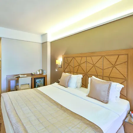 Hotel Ramada By Wyndham Taksim Istanbul