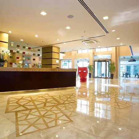 Ramada By Wyndham Taksim 4* Стамбул