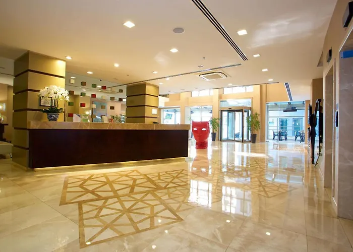 Ramada By Wyndham Taksim 4* Стамбул