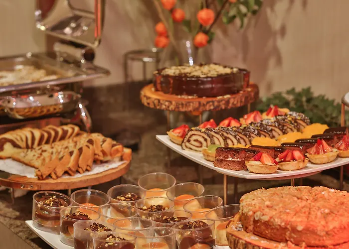 Отель Ramada By Wyndham Taksim