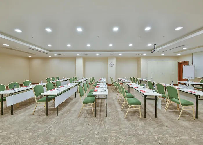 Ramada By Wyndham Taksim Отель Стамбул