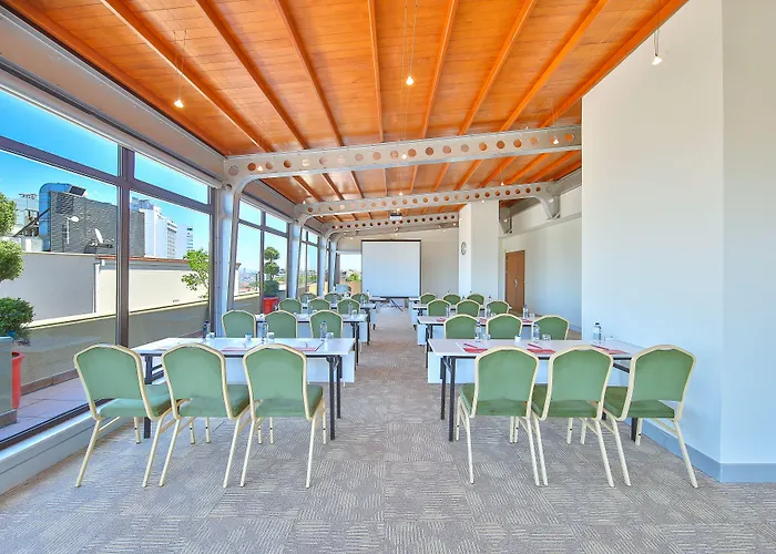 Ramada By Wyndham Taksim 4* Стамбул