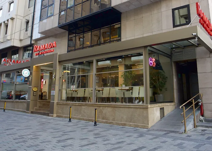 Ramada By Wyndham Taksim Стамбул