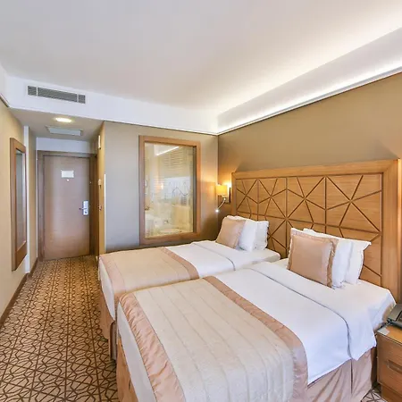Hotel Ramada By Wyndham Taksim