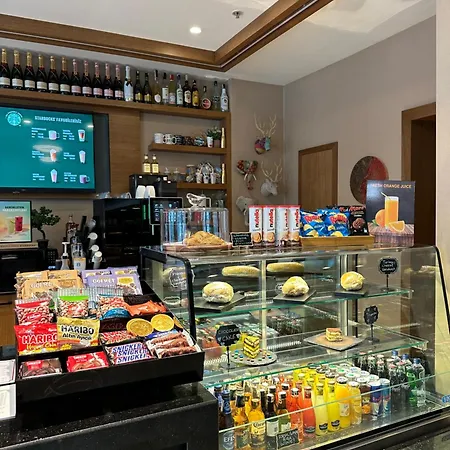 Ramada By Wyndham Taksim 酒店