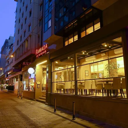 Hotel Ramada By Wyndham Taksim