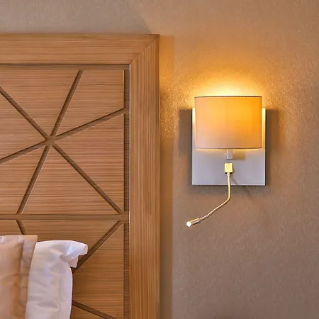 Ramada By Wyndham Taksim Hotel 4*