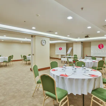 Ramada By Wyndham Taksim Szálloda 4*