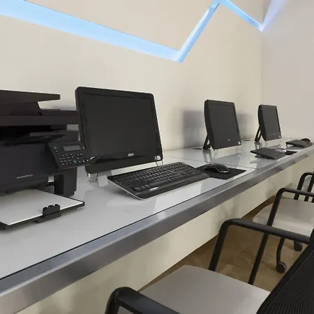 Ramada By Wyndham Taksim Hotel 4*