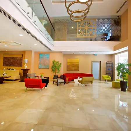 מלון Ramada By Wyndham Taksim 4*