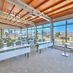 Ramada By Wyndham Taksim 4*
