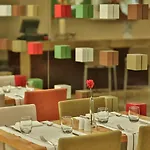 Ramada By Wyndham Taksim فندق 4*